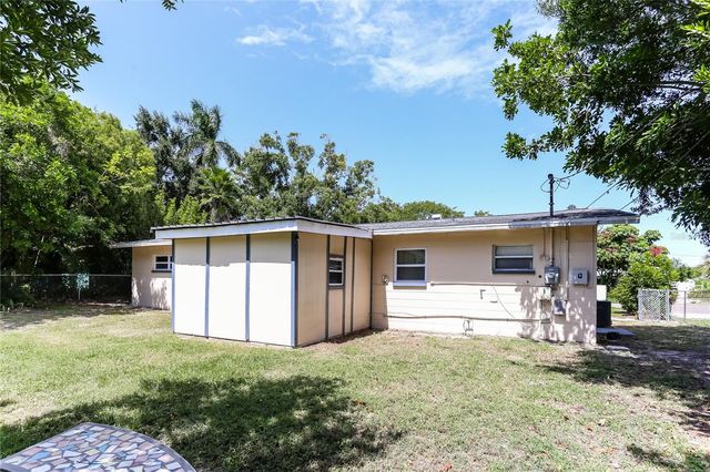 3828 NEPTUNE DRIVE SE, St Petersburg, FL 33705