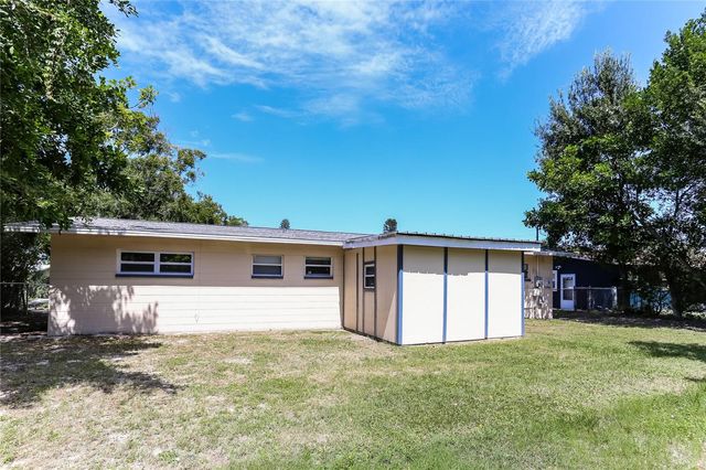 3828 NEPTUNE DRIVE SE, St Petersburg, FL 33705