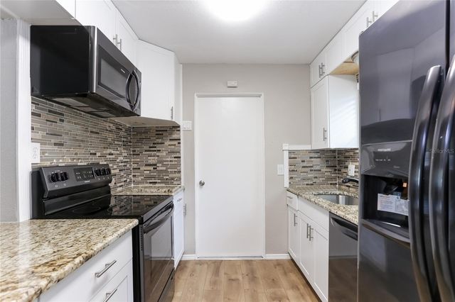 3828 NEPTUNE DRIVE SE, St Petersburg, FL 33705