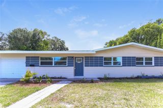 3828 NEPTUNE DRIVE SE, St Petersburg, FL 33705
