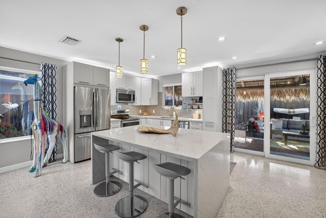 1510 NE 39th Street, Oakland Park, FL 33334