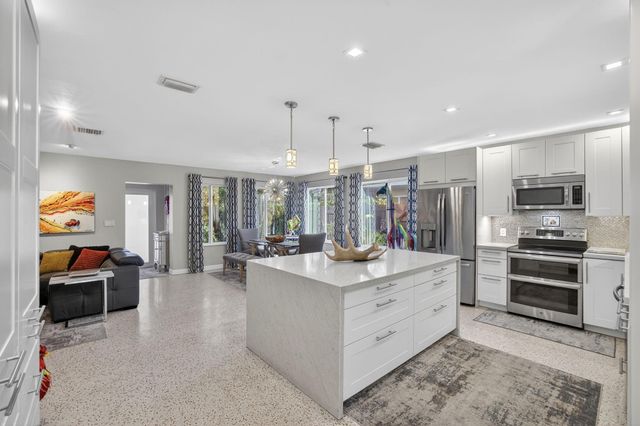 1510 NE 39th Street, Oakland Park, FL 33334