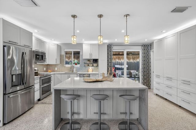 1510 NE 39th Street, Oakland Park, FL 33334