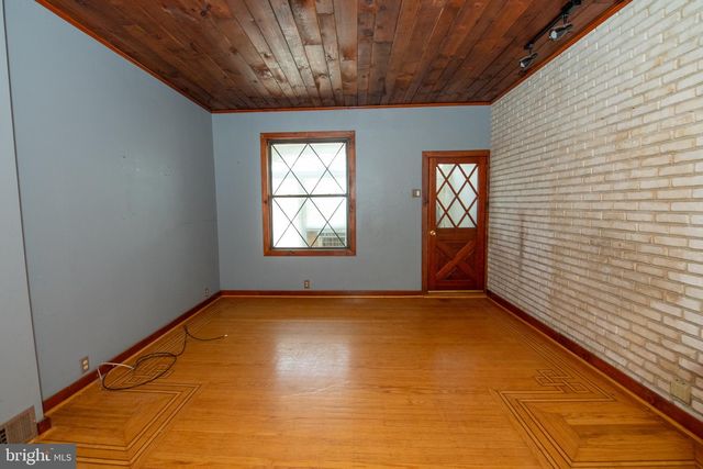 4225 TACKAWANNA ST, Philadelphia, PA 19124