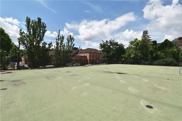 5 Bayard Road 100, Shadyside, PA 15213