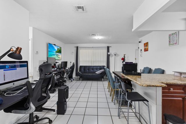 173 SE Placita Court, Port St. Lucie, Port St Lucie, FL 34983