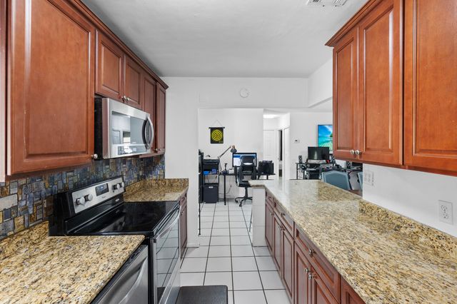 173 SE Placita Court, Port St. Lucie, Port St Lucie, FL 34983