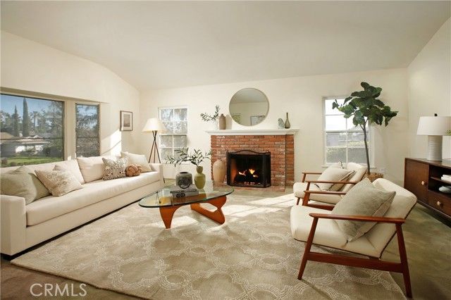 1639 Thompson, Glendale, CA 91201