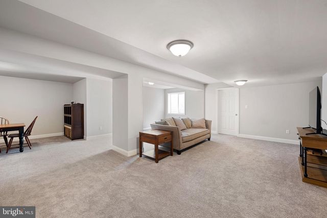 181 WAVYLEAF DR, Smyrna, DE 19977