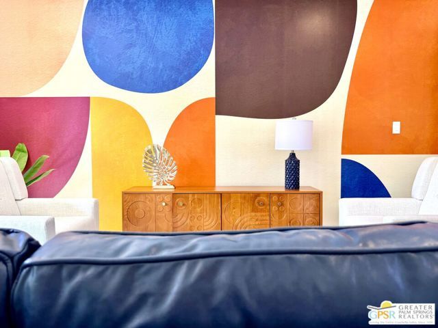 588 E San Lorenzo Road 202, Palm Springs, CA 92264