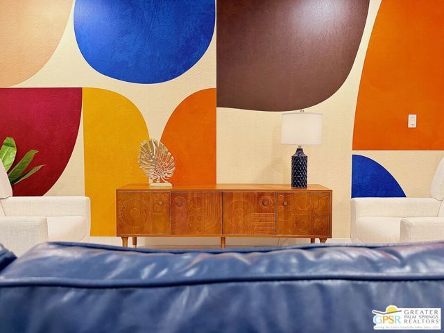 588 E San Lorenzo Road 202, Palm Springs, CA 92264