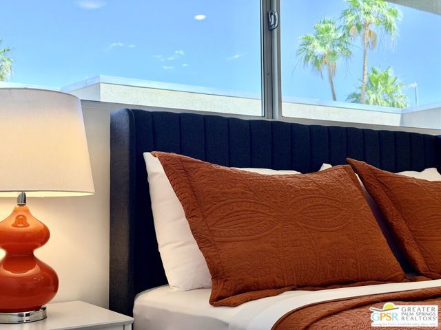 588 E San Lorenzo Road 202, Palm Springs, CA 92264