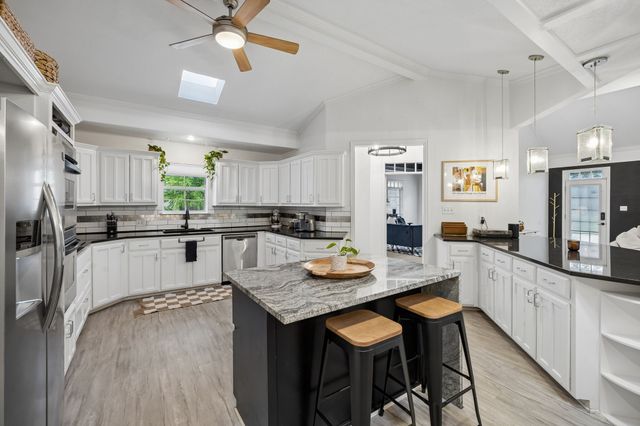 6802 Meadow Road, North Richland Hills, TX 76182