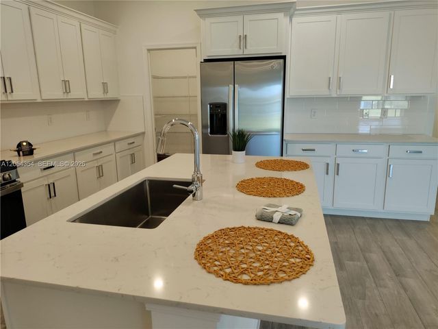 1263 Tangled Orchard Trce, Loxahatchee, FL 33470