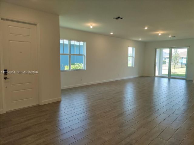 1263 Tangled Orchard Trce, Loxahatchee, FL 33470