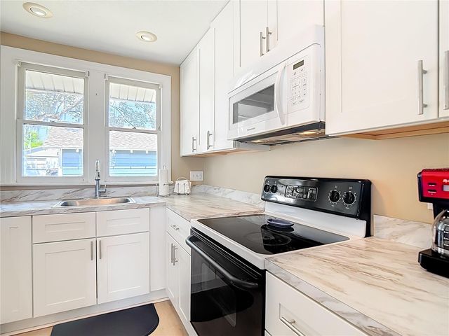 310 LAKE LENA BOULEVARD, Auburndale, FL 33823