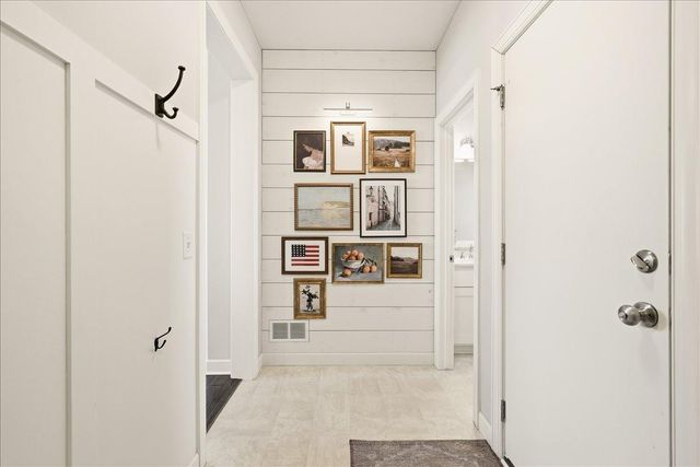 4798 Prairie Trail N, Hugo, MN 55038