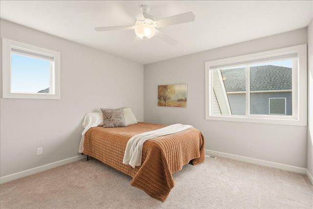 4798 Prairie Trail N, Hugo, MN 55038