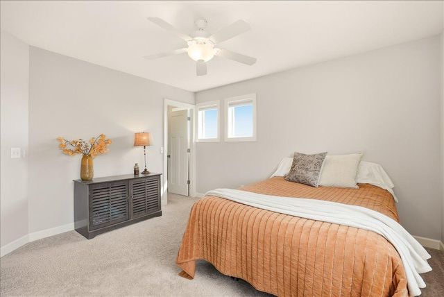 4798 Prairie Trail N, Hugo, MN 55038