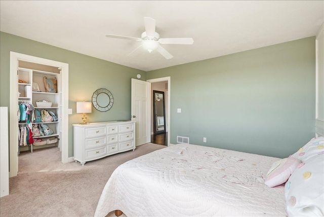 4798 Prairie Trail N, Hugo, MN 55038