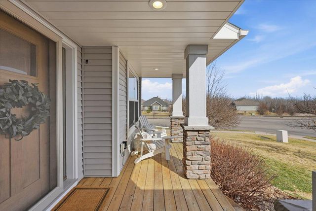 4798 Prairie Trail N, Hugo, MN 55038