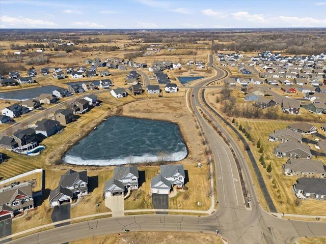 4798 Prairie Trail N, Hugo, MN 55038