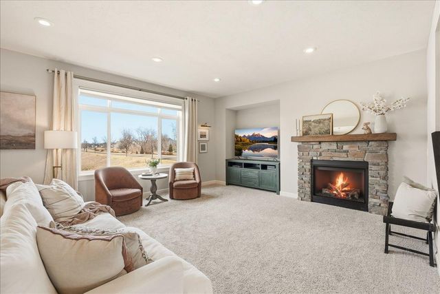 4798 Prairie Trail N, Hugo, MN 55038