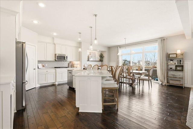 4798 Prairie Trail N, Hugo, MN 55038