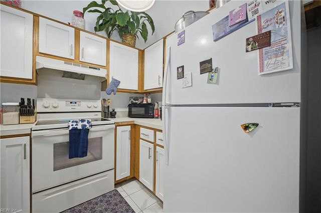 288 Nantucket PL, Newport News, VA 23606