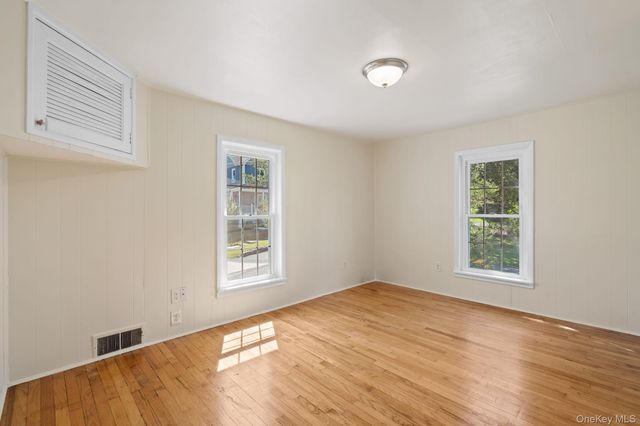 1 Second Street, Walden, NY 12586