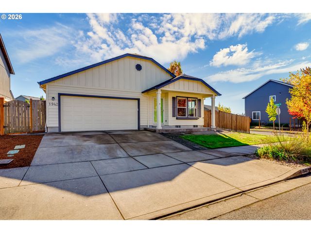 1942 ADELMAN Loop, Eugene, OR 97402