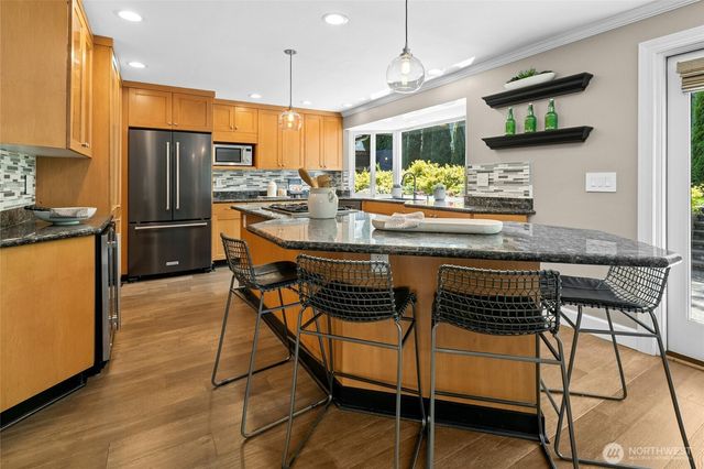 6607 149th Avenue NE, Redmond, WA 98052