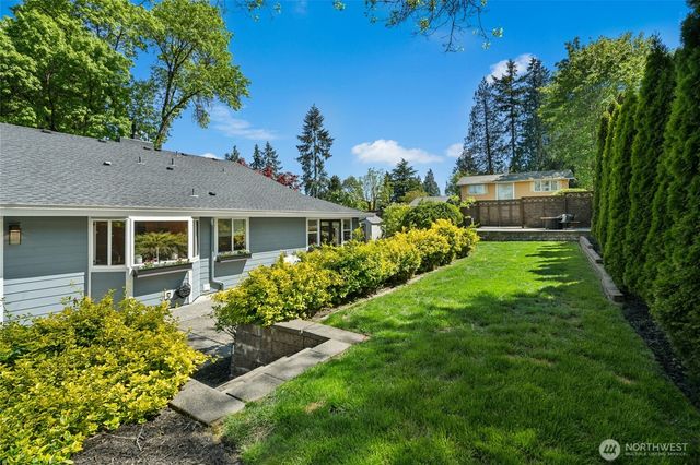 6607 149th Avenue NE, Redmond, WA 98052