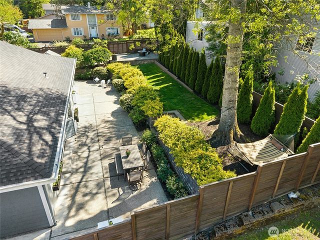 6607 149th Avenue NE, Redmond, WA 98052