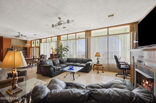 259 S PROSPECT Street, Crescent City, FL 32112