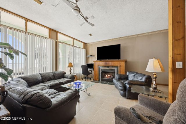 259 S PROSPECT Street, Crescent City, FL 32112