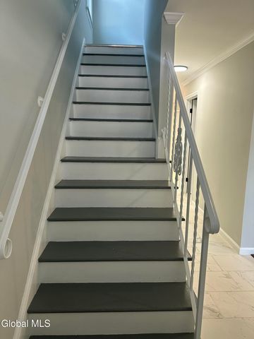 740 Hamilton Street, Schenectady, NY 12307