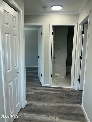 740 Hamilton Street, Schenectady, NY 12307