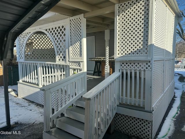 740 Hamilton Street, Schenectady, NY 12307