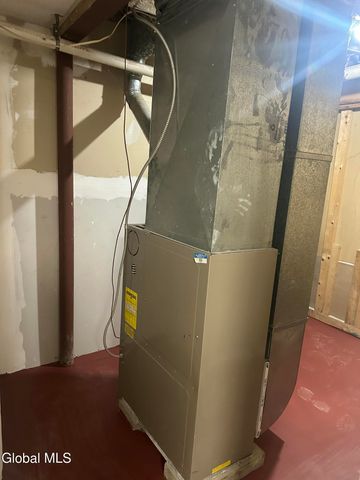 740 Hamilton Street, Schenectady, NY 12307