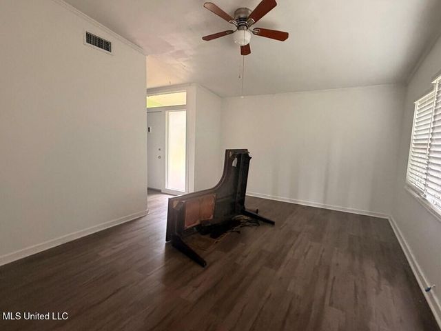 10452 Highway 11, Poplarville, MS 39470