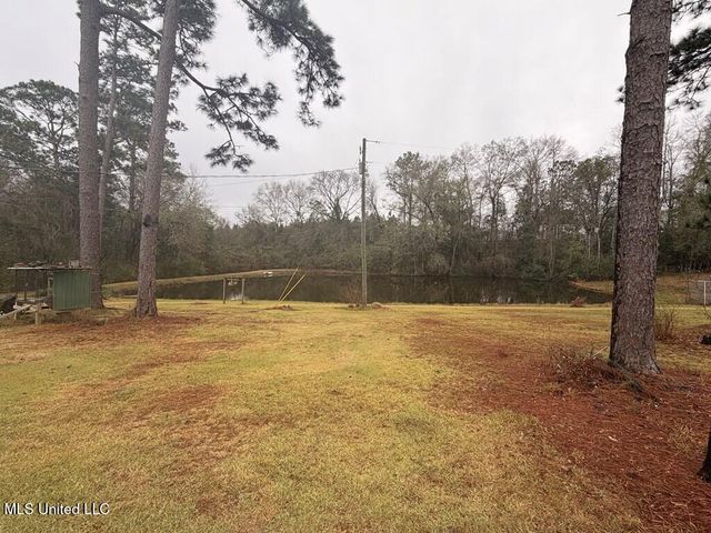 10452 Highway 11, Poplarville, MS 39470