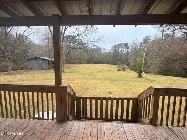 10452 Highway 11, Poplarville, MS 39470