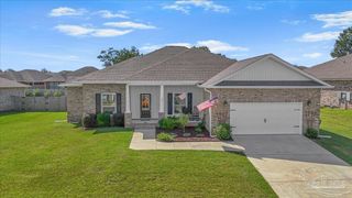 441 Broadleaf Cir, Cantonment, FL 32533
