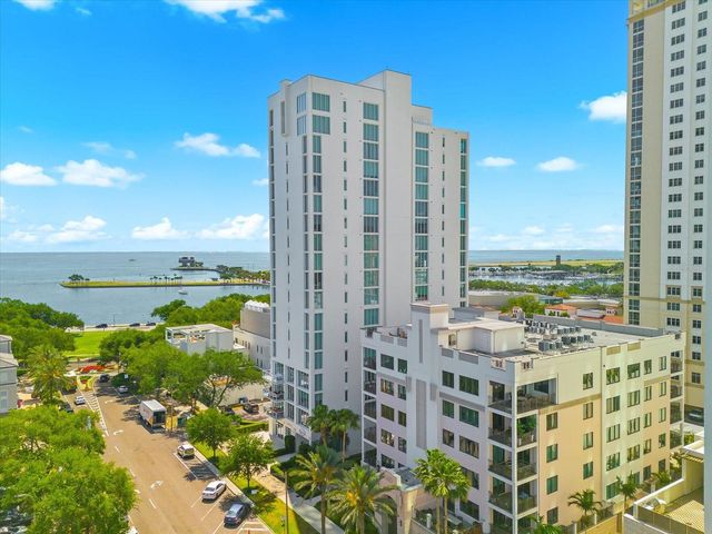 176 4TH AVENUE NE 201, St Petersburg, FL 33701