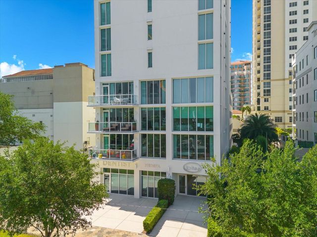 176 4TH AVENUE NE 201, St Petersburg, FL 33701