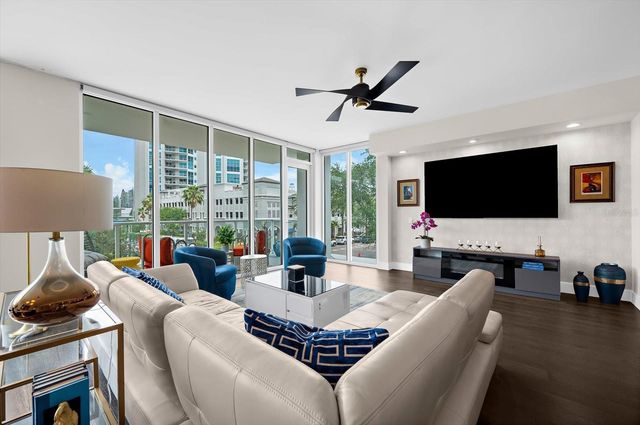 176 4TH AVENUE NE 201, St Petersburg, FL 33701