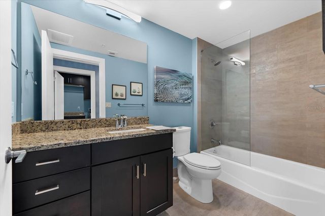 176 4TH AVENUE NE 201, St Petersburg, FL 33701