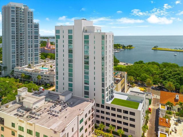 176 4TH AVENUE NE 201, St Petersburg, FL 33701