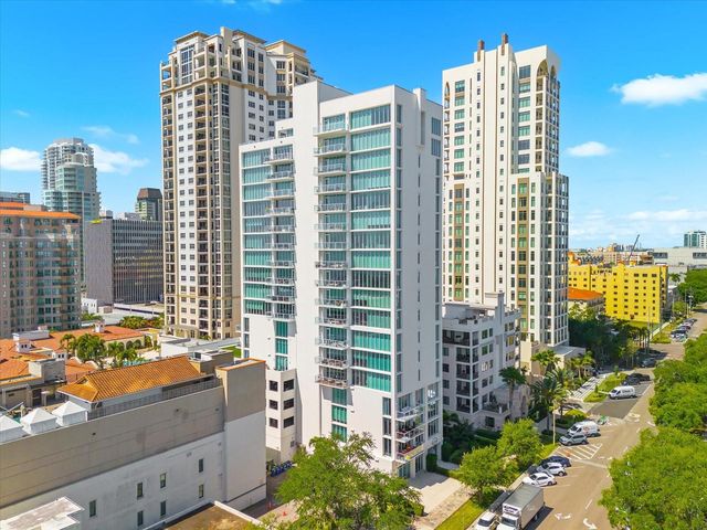 176 4TH AVENUE NE 201, St Petersburg, FL 33701
